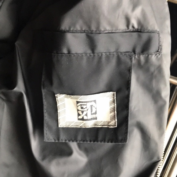 Golden wings coat - Picture 6 of 6